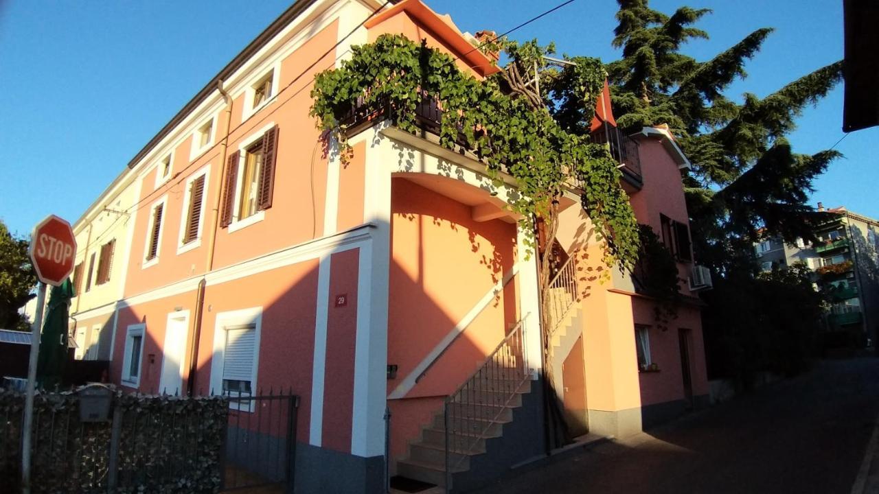 Apartmaji Soncek Изола Экстерьер фото