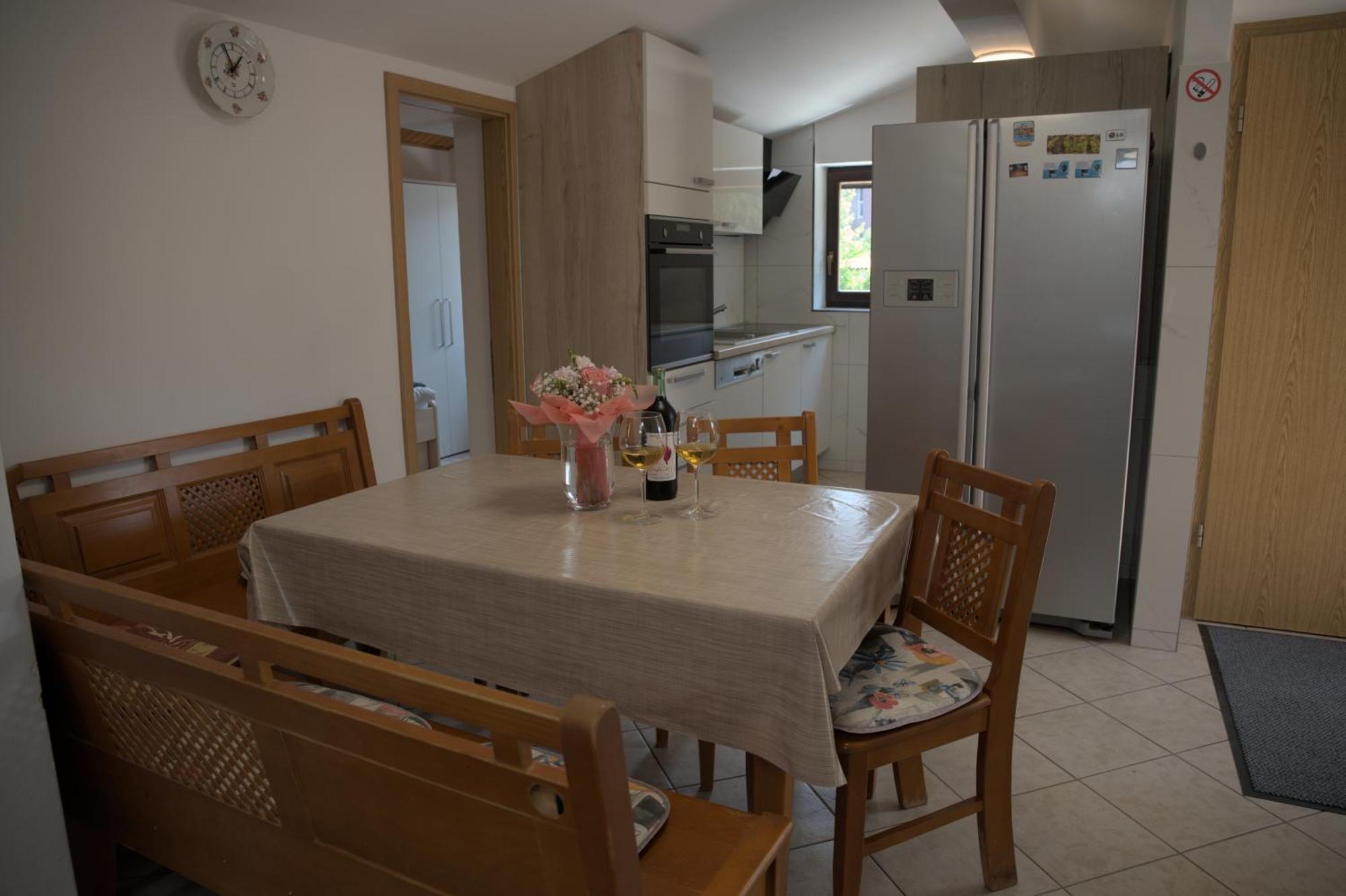 Apartmaji Soncek Изола Экстерьер фото