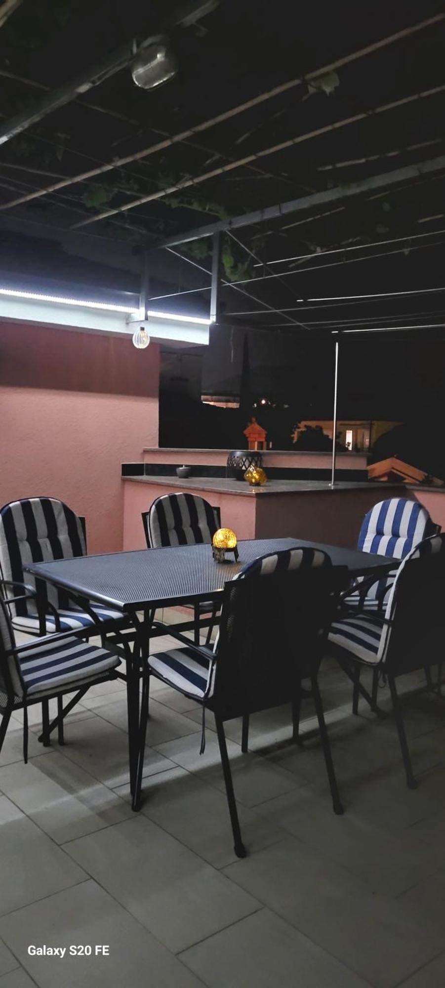 Apartmaji Soncek Изола Экстерьер фото
